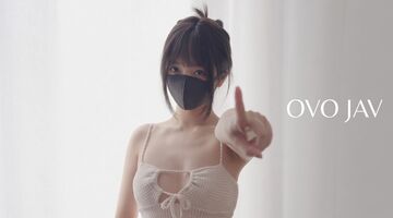 HongKongDoll 玩偶姐姐 - 元旦加长特辑 JK在家自慰被室友撞见