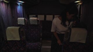 MOON-015 [中文字幕] 美園和花 - 在夜間巴士上和巨臀太太到東京的單程300km中出一夜情