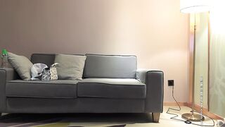 【小宝寻花】约了个鸭舌帽性感妹子，舌吻调情跪着口交床上猛操