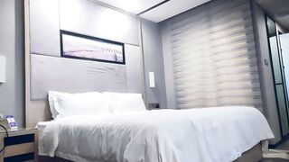 【赵总寻花】丰满白嫩小姐姐换上黑丝被狂插，肥臀荡漾，黑丝腿花枝乱颤