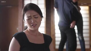 JUQ-878 [中文字幕] 跟心爱的8个儿子一起陷入在育儿性爱 大家庭乱 性生活 木下凛凛子