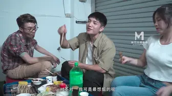 MD-0255月光下的中秋乱伦-林嫣