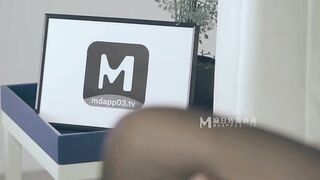 MD-0204 痴汉外送员  程诗诗