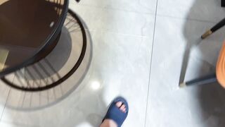 情趣丝袜诱惑女秘书萌崽儿_老总征服高冷御姐后入白皙蜜桃臀阴道又紧，黑丝视觉冲击内射在里面